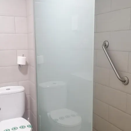 Apartment En Roses, 2ª Linea De Playa, Con Terraza, Wifi Y Parking Comunitario - Es-258-31