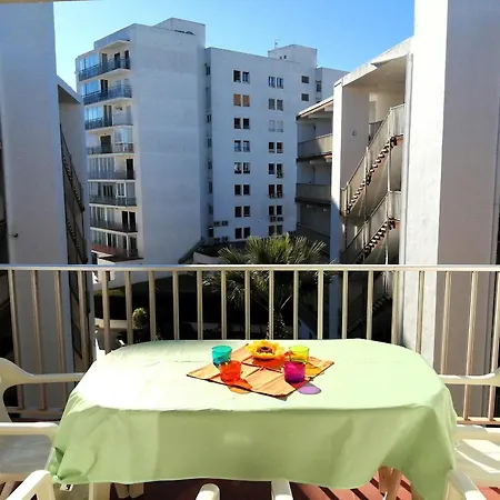 Apartment En Roses, 2ª Linea De Playa, Con Terraza, Wifi Y Parking Comunitario - Es-258-31 *